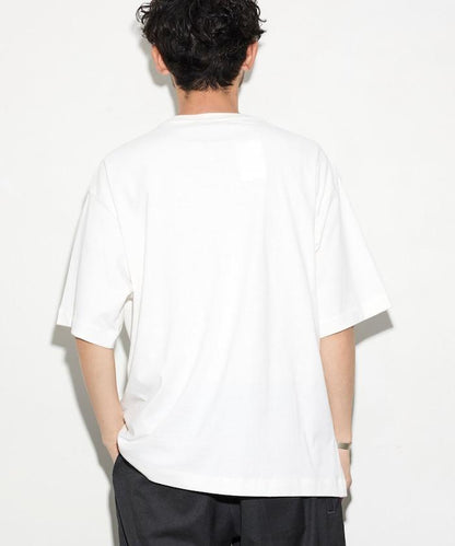 6盎司前置LOGO印花 圓領T恤 PRINT BIG FIRST