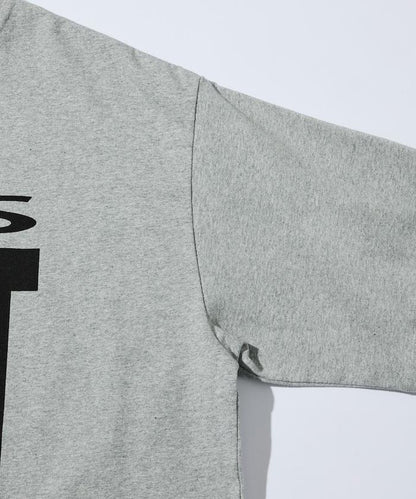 6盎司前置LOGO印花 圓領T恤 PRINT BIG FIRST