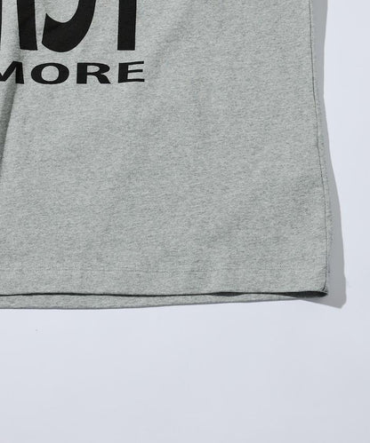 6盎司前置LOGO印花 圓領T恤 PRINT BIG FIRST