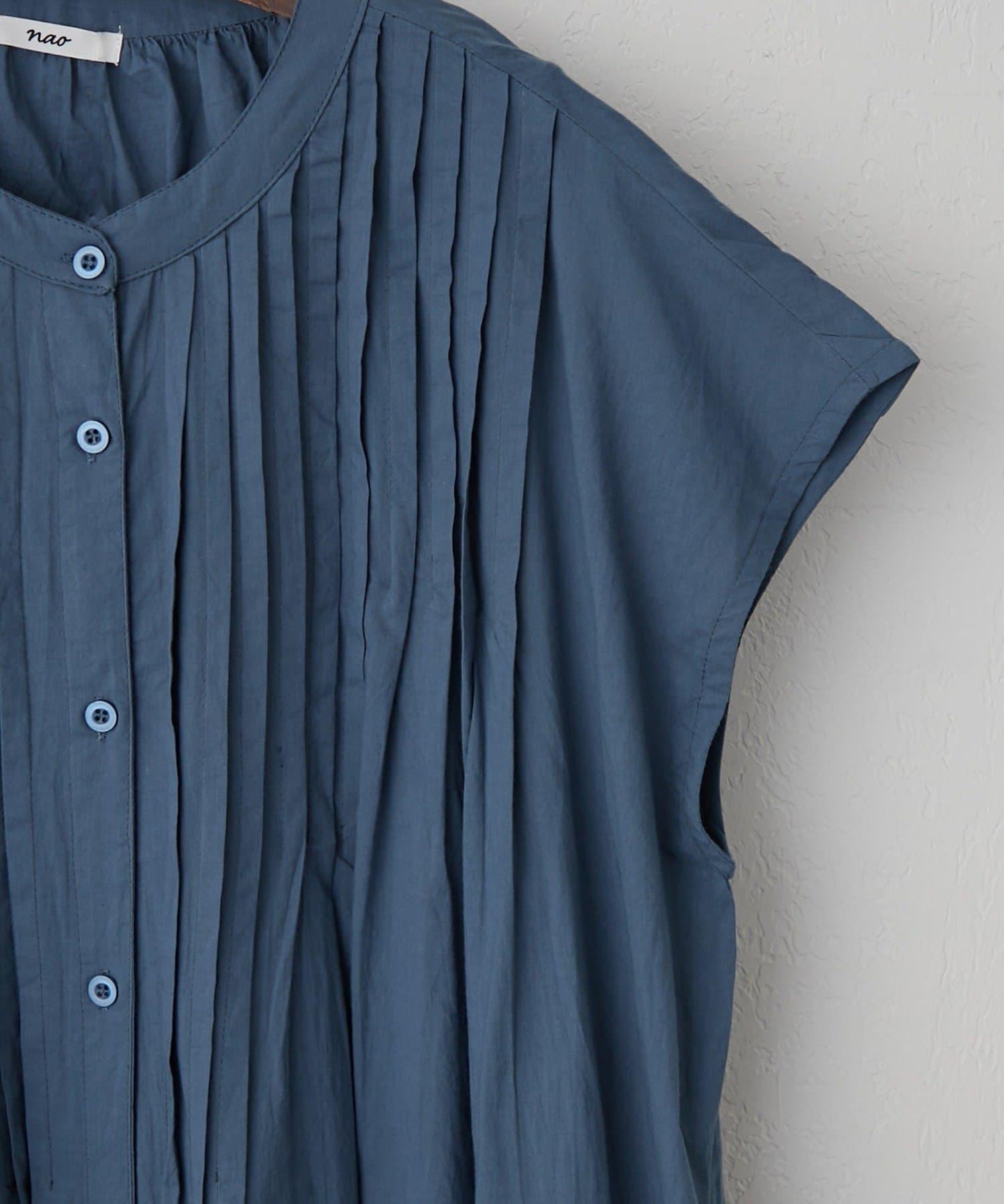 輕盈面料 法式短袖 褶皺 連衣裙