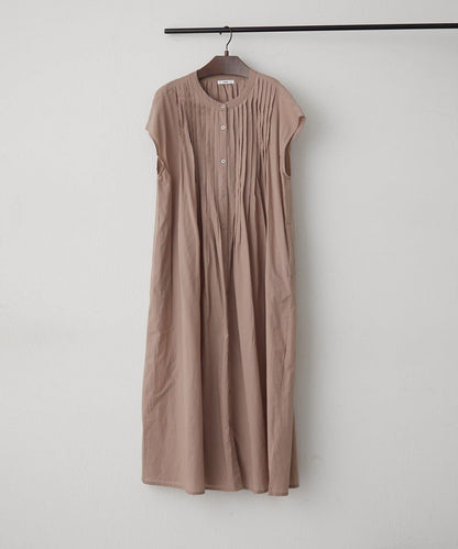 輕盈面料 法式短袖 褶皺 連衣裙