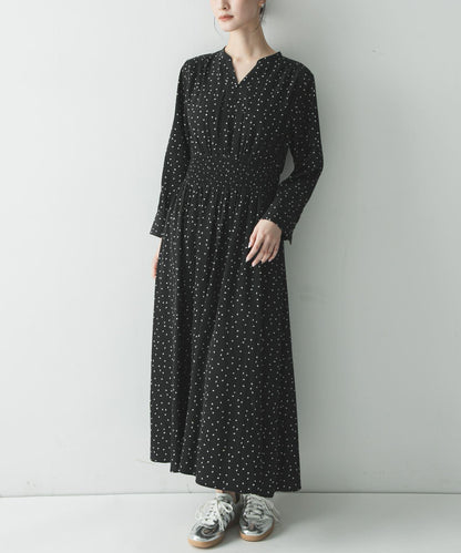 腰部抽褶圓點連衣裙