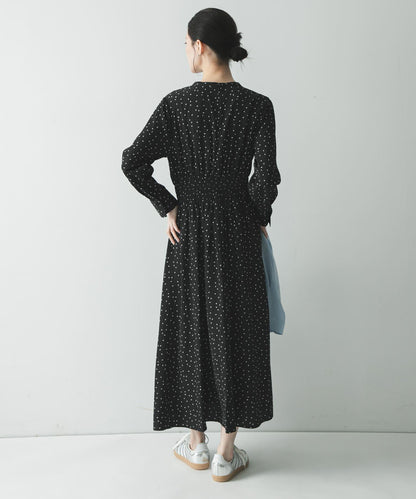 腰部抽褶圓點連衣裙