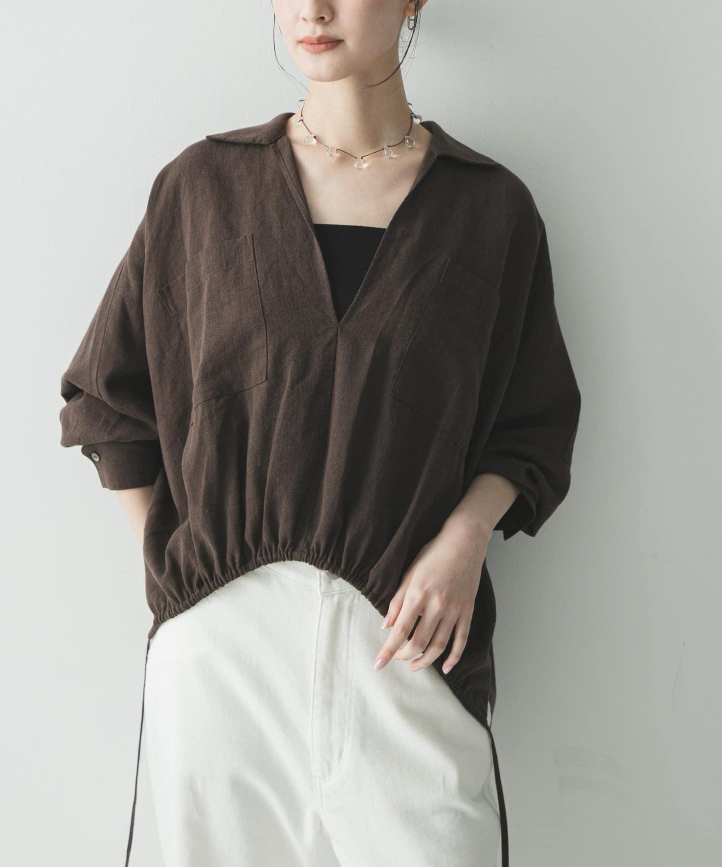 亞麻人造絲抽褶下襬襯衫