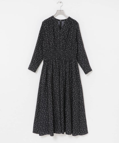 腰部抽褶圓點連衣裙