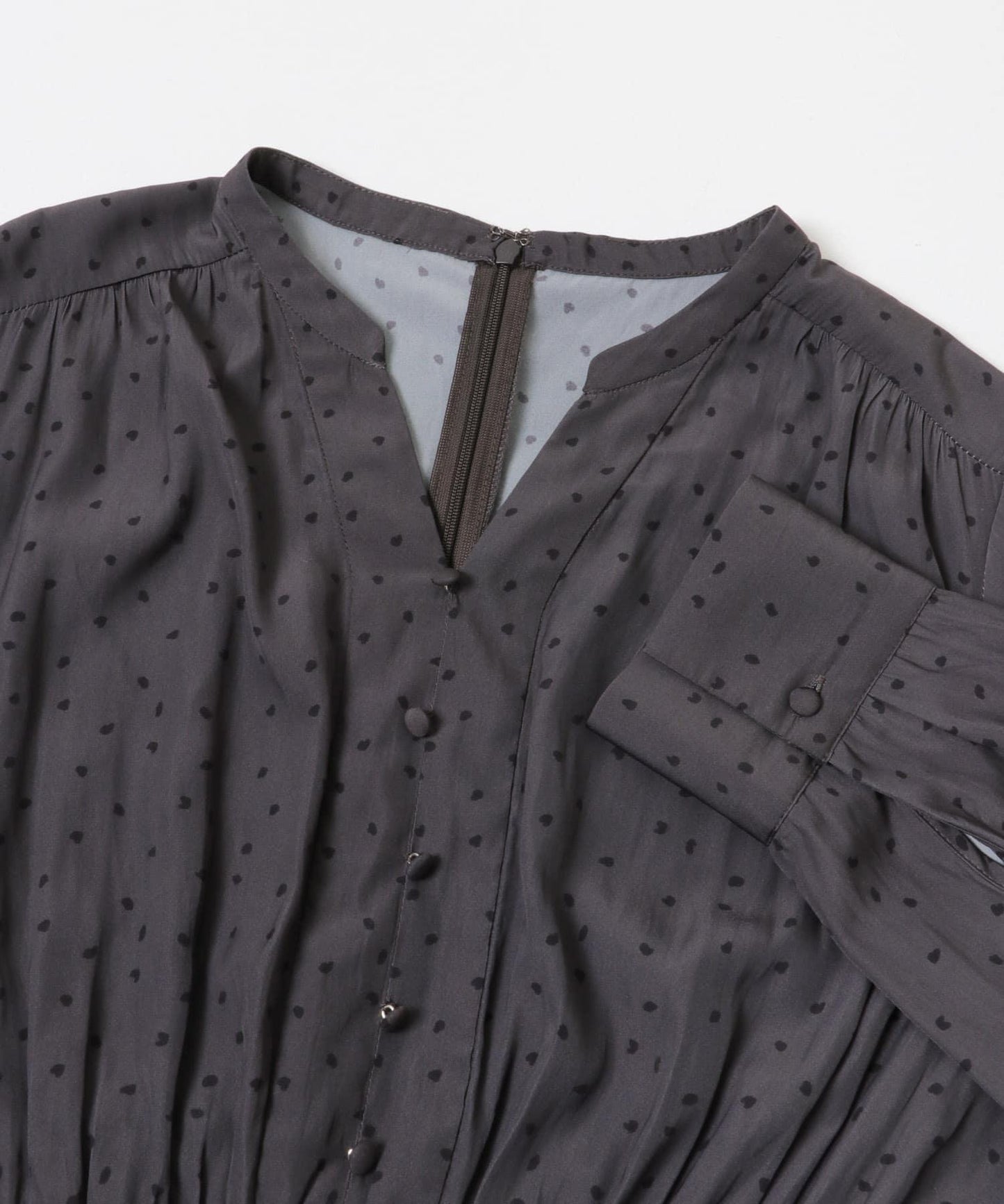 腰部抽褶圓點連衣裙