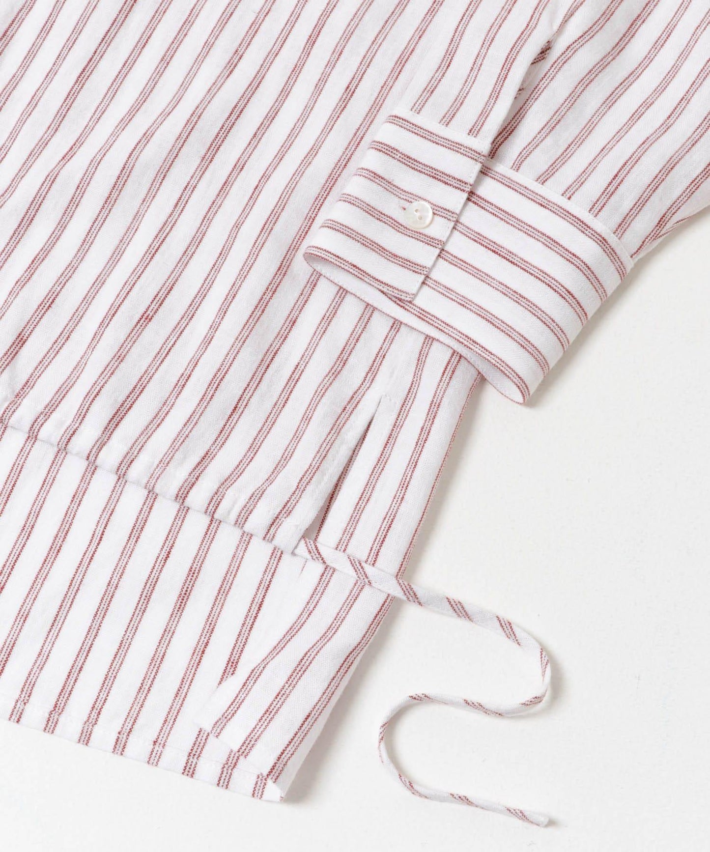 亞麻人造絲抽褶下襬襯衫