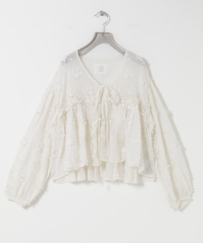 crinkle crinkle crinkle 3D EMBROIDERY 小披肩