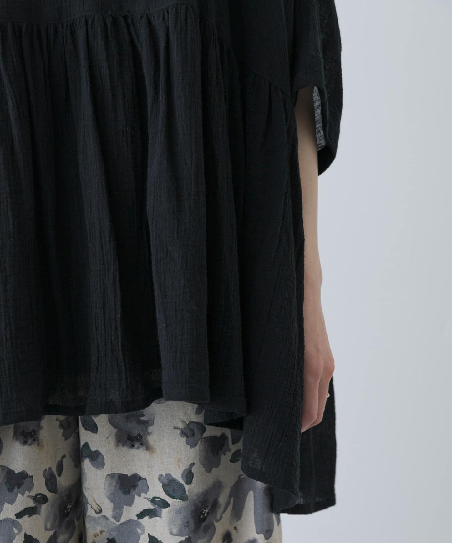 棉質褶皺抽褶設計襯衫