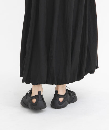 剪裁設計網面運動鞋