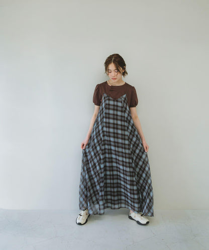 剪裁設計網面運動鞋