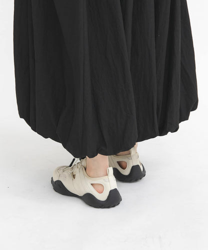 剪裁設計網面運動鞋