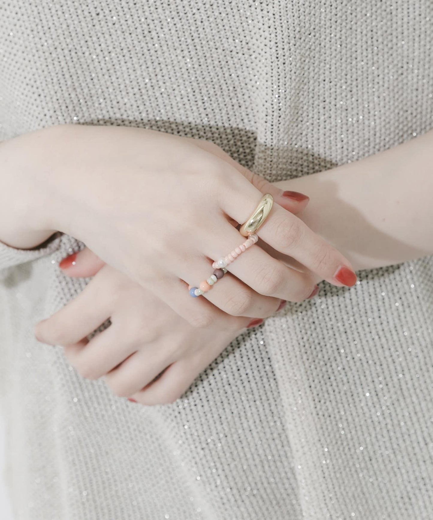 多彩珠飾三件套戒指