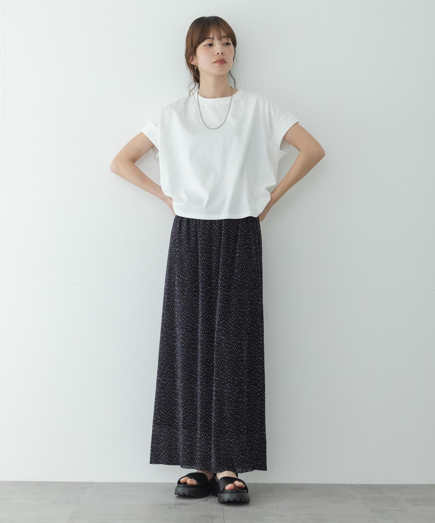 輕量雙綁帶涼鞋