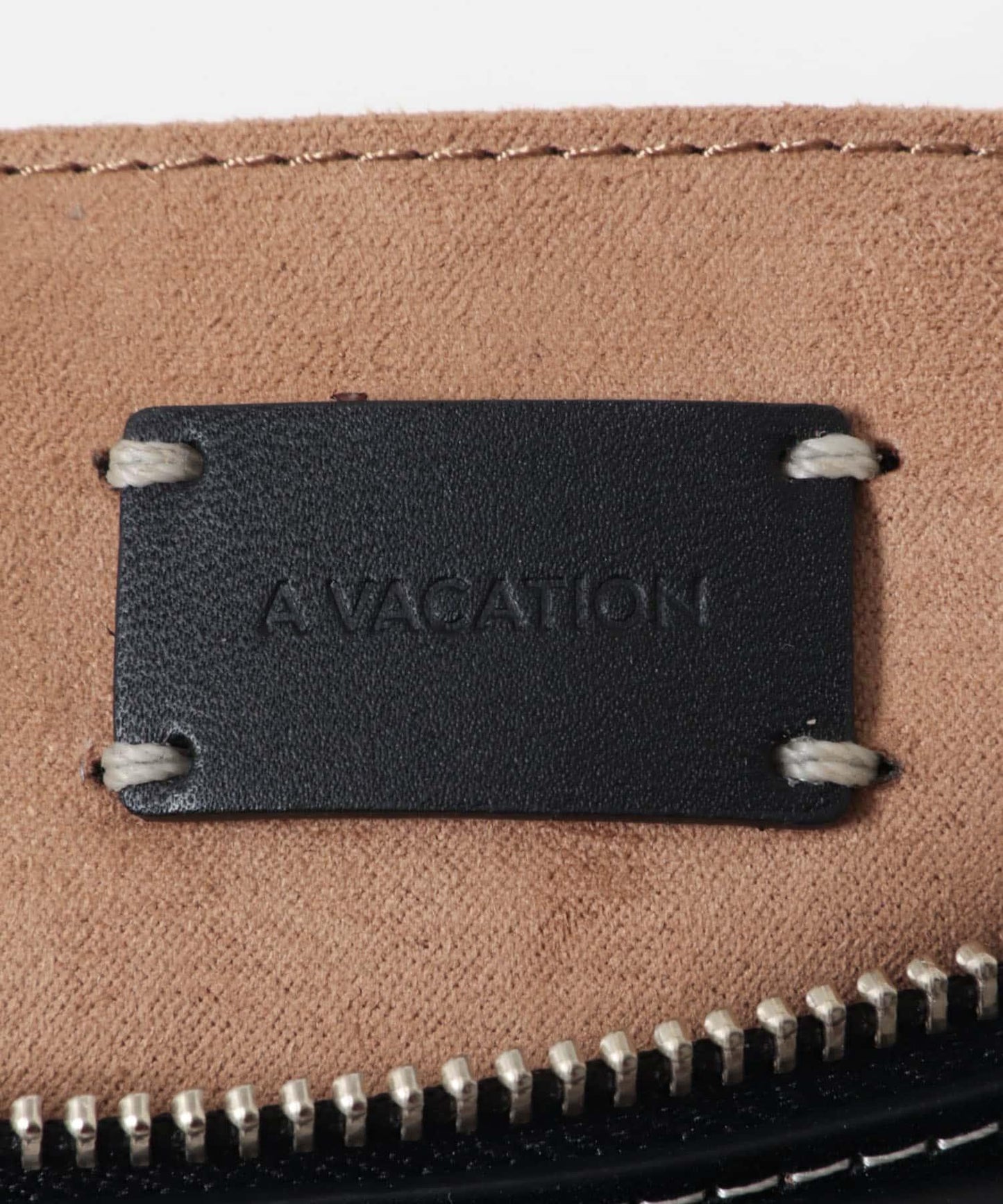 A VACATION KIT LILAC LEO 套裝