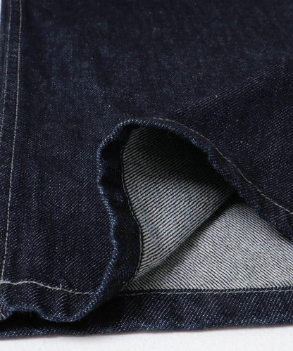 REVERBERATE DENIM PANTS 牛仔褲