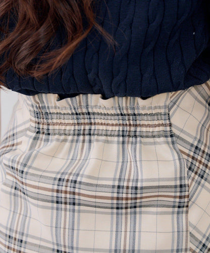 格紋百褶迷你半身裙