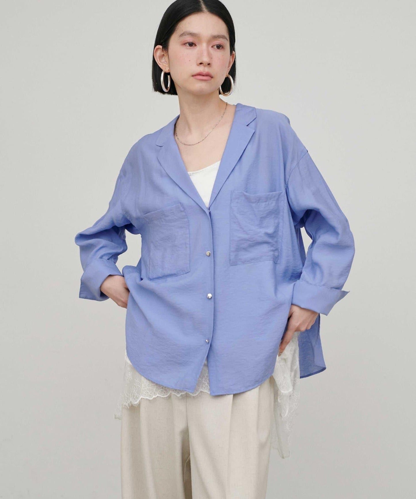 垂墜質感 雙口袋設計 垂墜襯衫