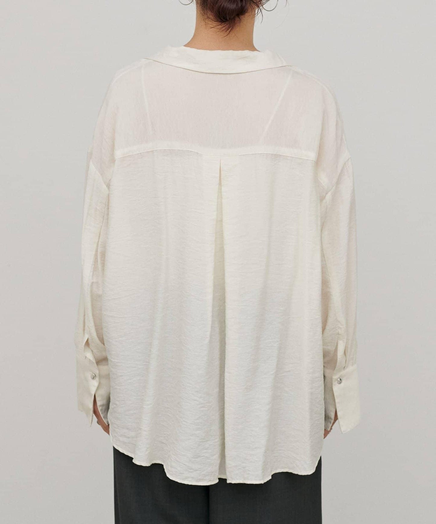 垂墜質感 雙口袋設計 垂墜襯衫