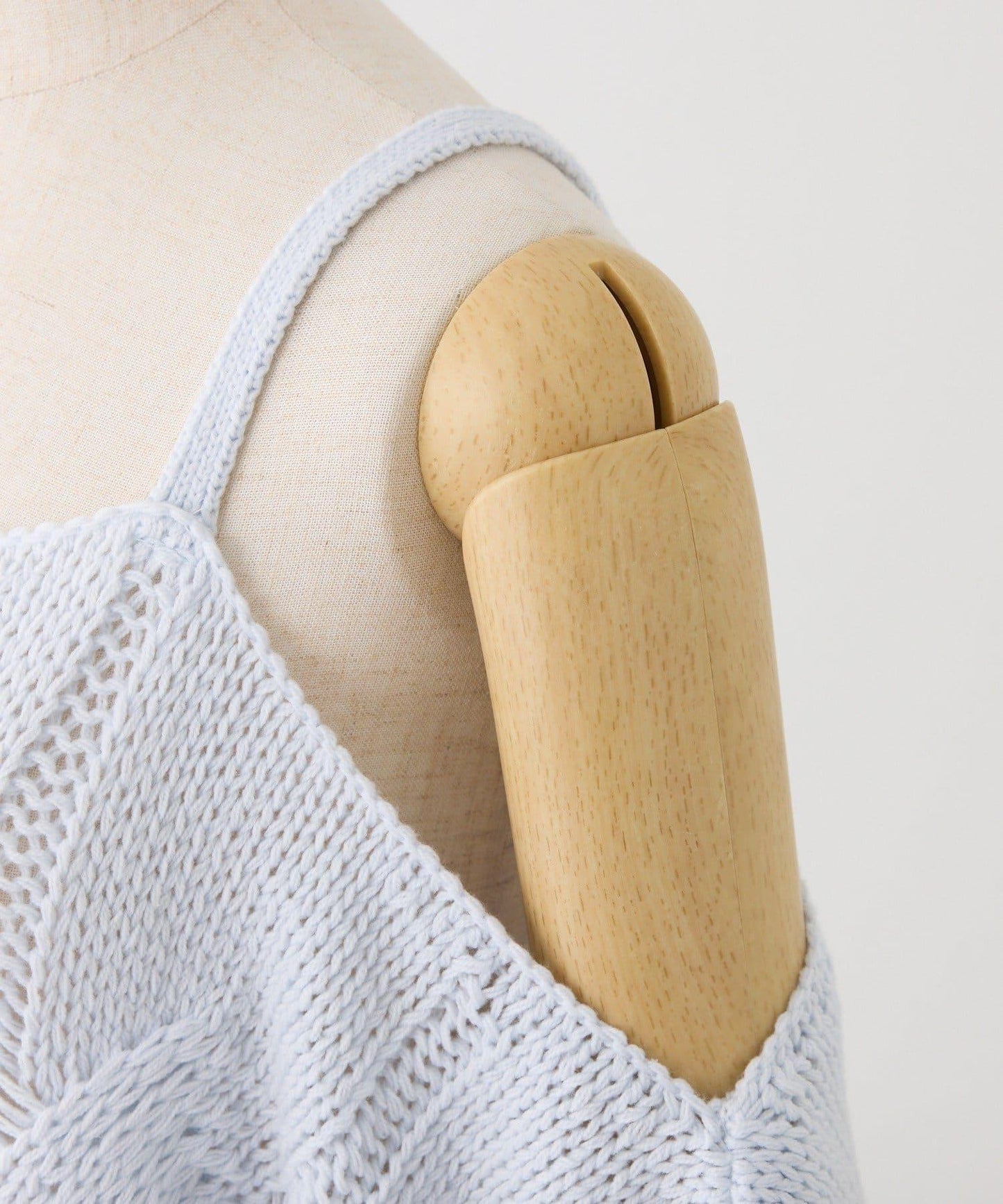 one after another 奶油調色針織上衣