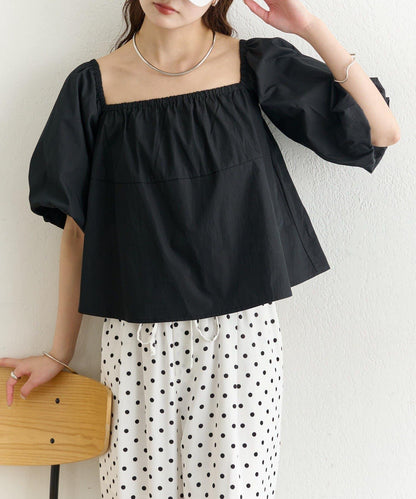 一字肩泡泡袖襯衫