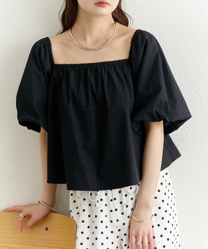 一字肩泡泡袖襯衫