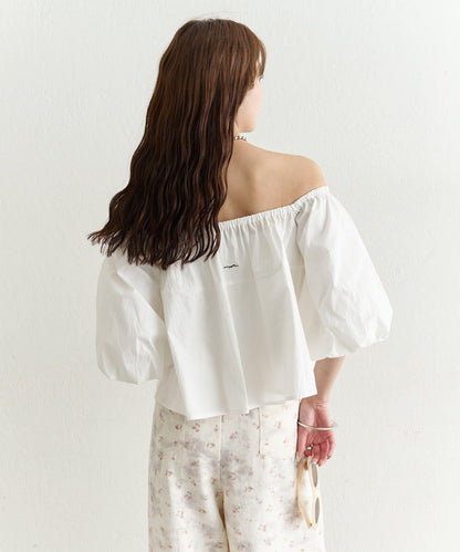 一字肩泡泡袖襯衫