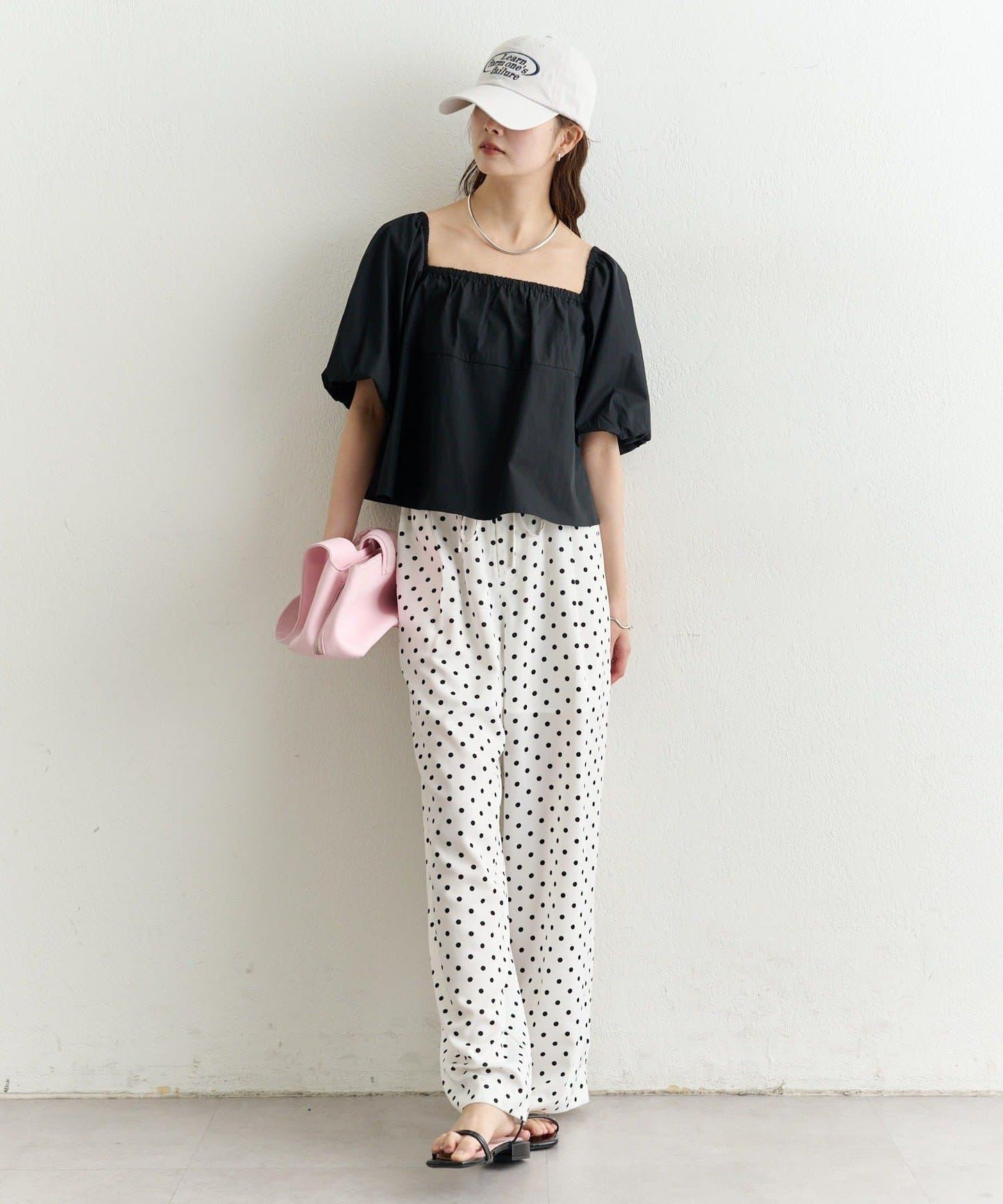 一字肩泡泡袖襯衫