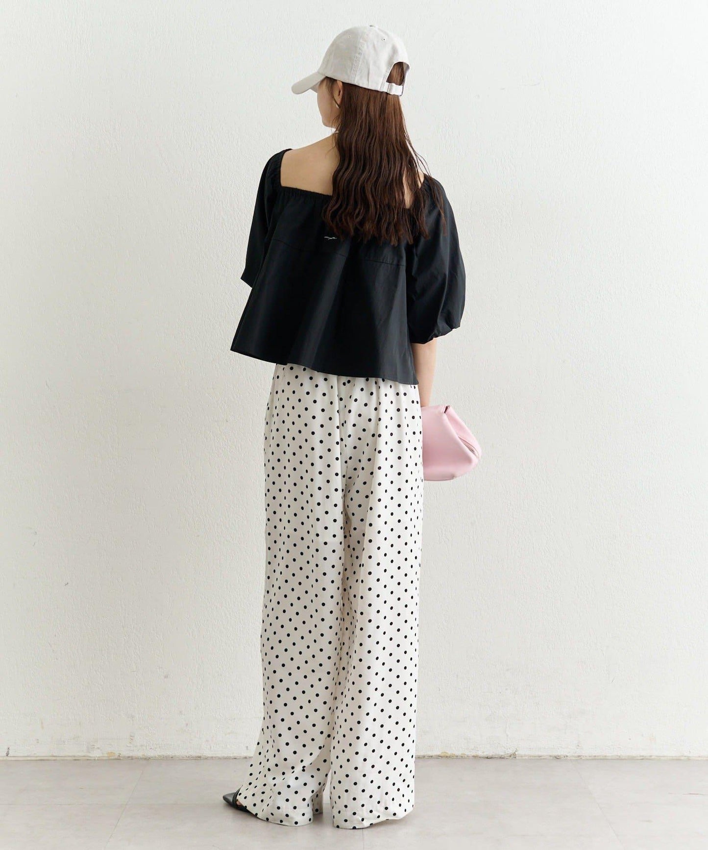 一字肩泡泡袖襯衫