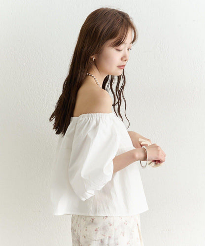 一字肩泡泡袖襯衫