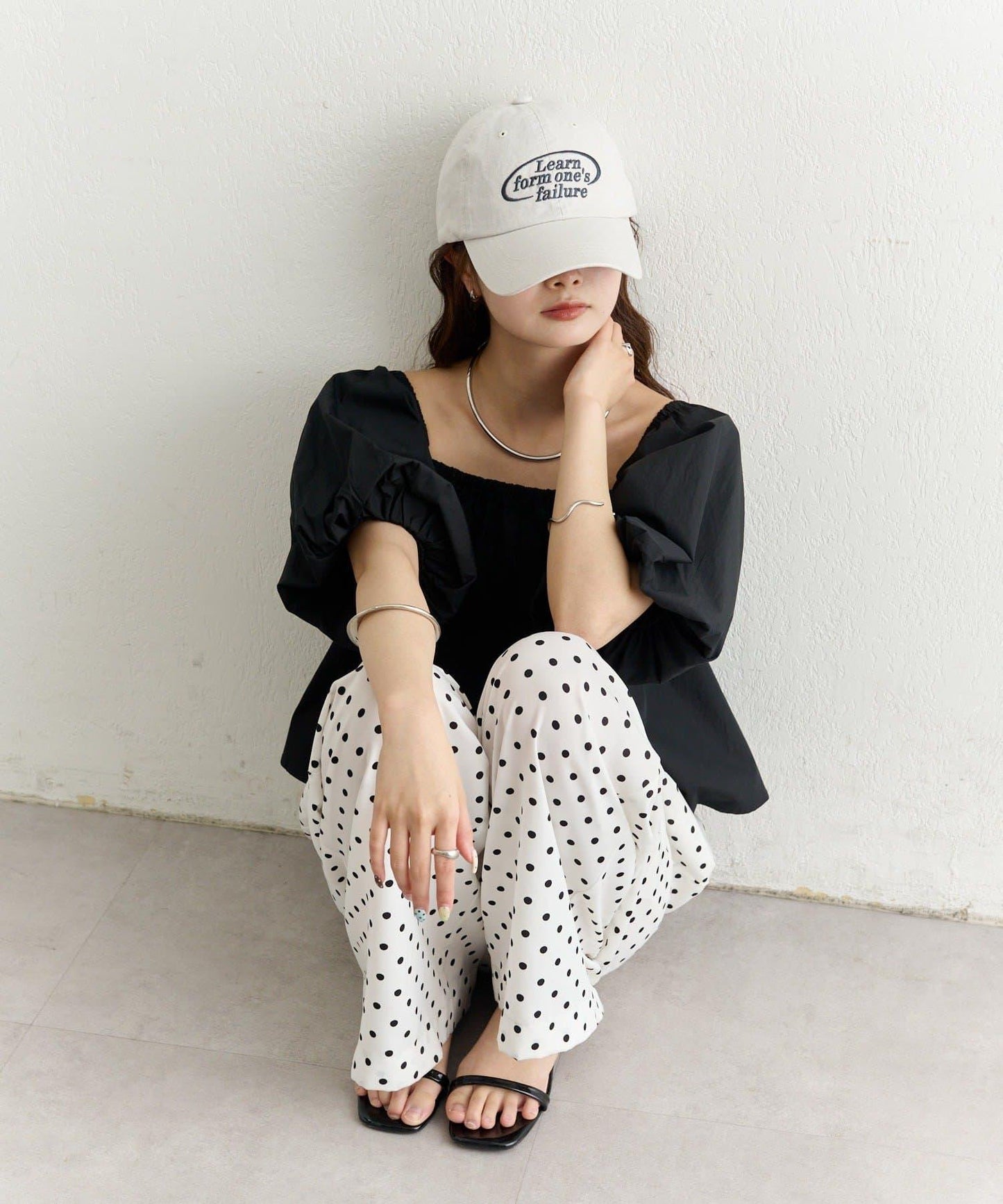 一字肩泡泡袖襯衫