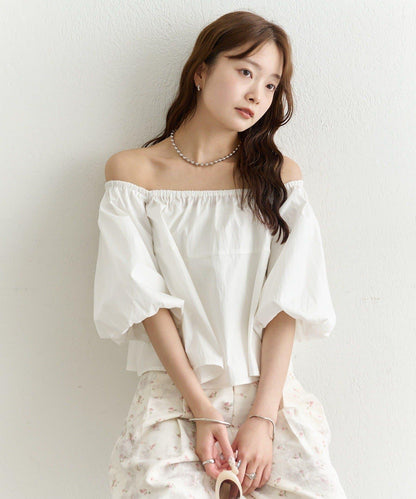 一字肩泡泡袖襯衫