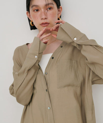 2WAY V領開襟設計 襯衫