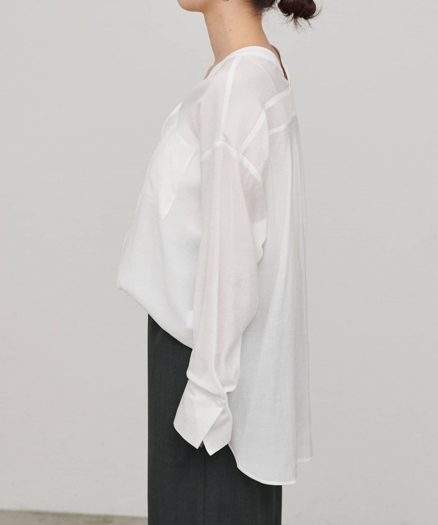 2WAY V領開襟設計 襯衫