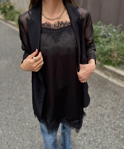 Yurieピック 緞面非對稱蕾絲吊帶上衣