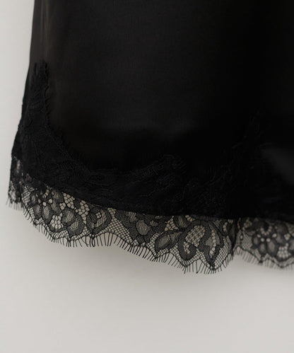 Yurieピック 緞面非對稱蕾絲吊帶上衣