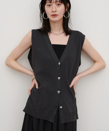 再生聚酯質感紐扣背心（線上）