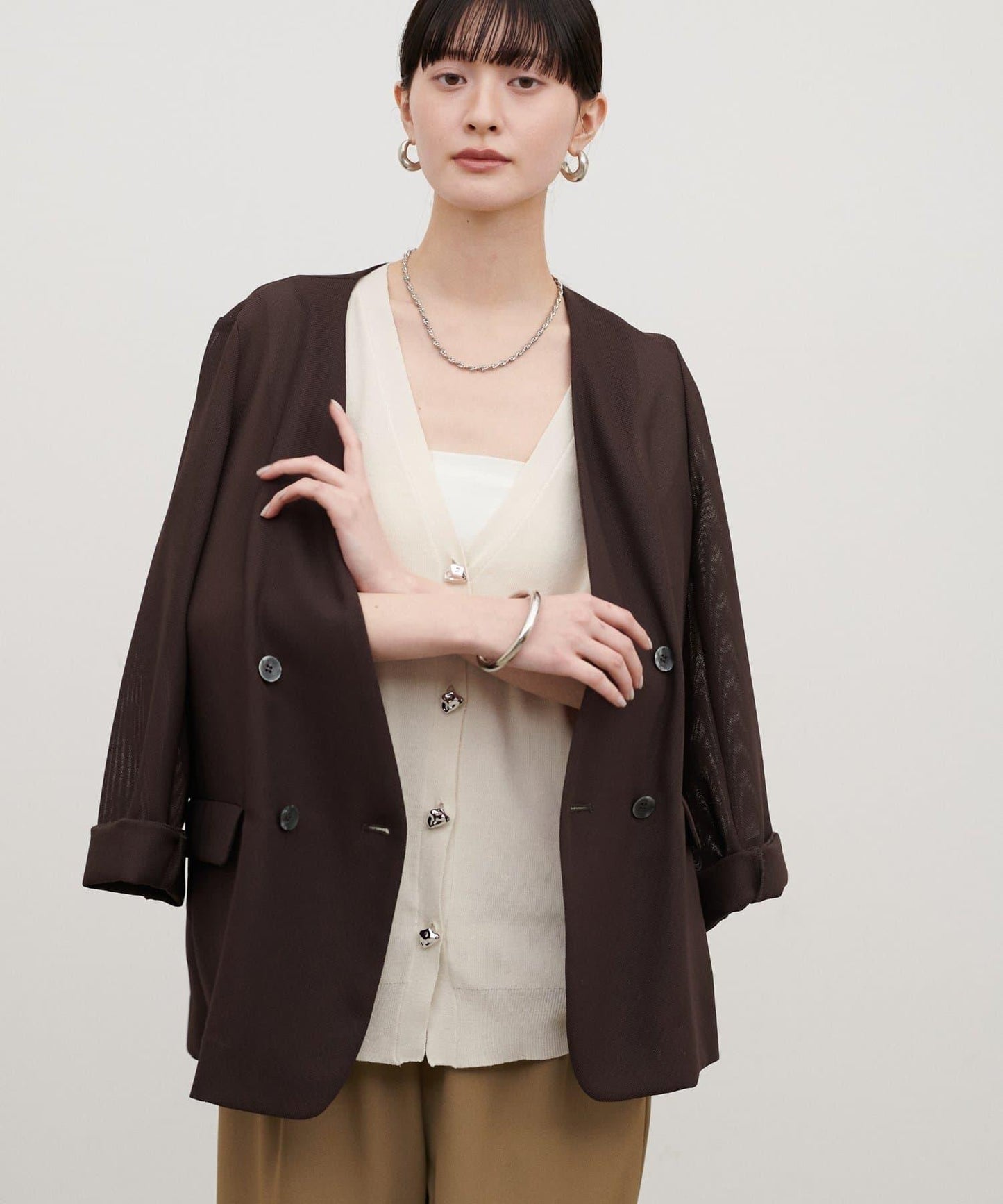 再生聚酯質感紐扣背心（線上）