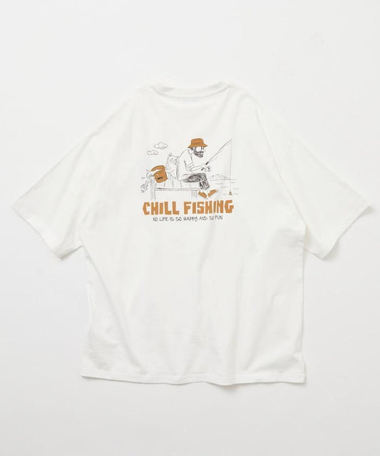 寬鬆版型 背部CHILL FISHING MAN印花 圓領T恤