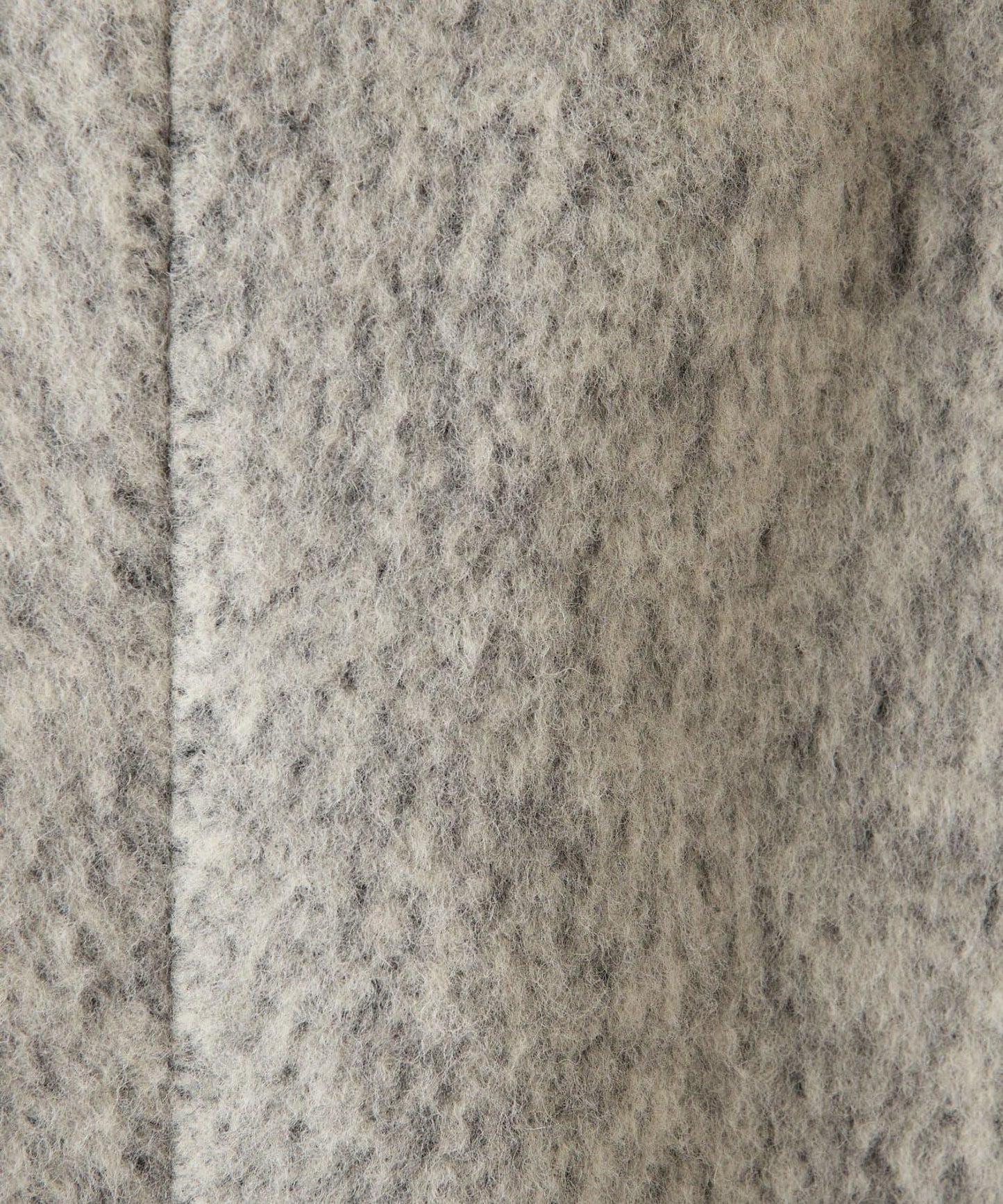165937082