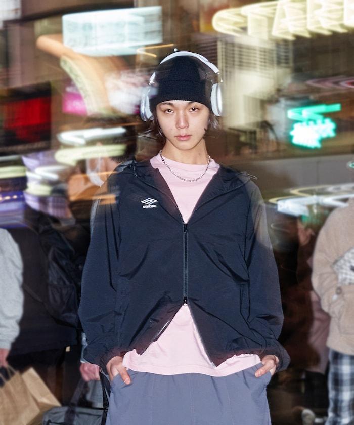 160576313