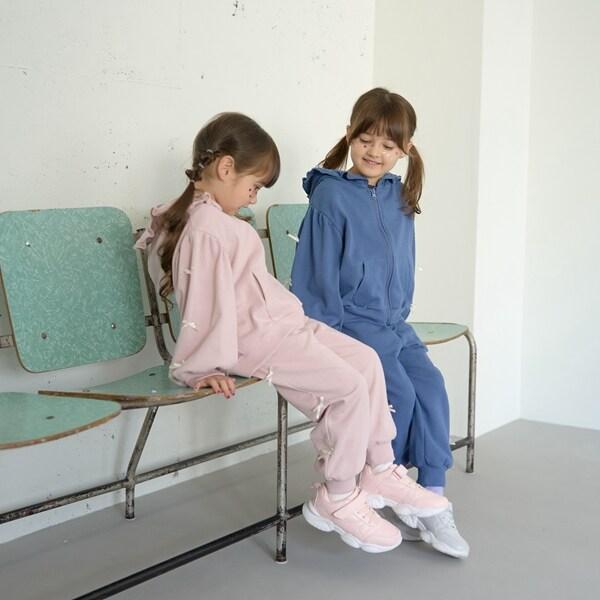162891787