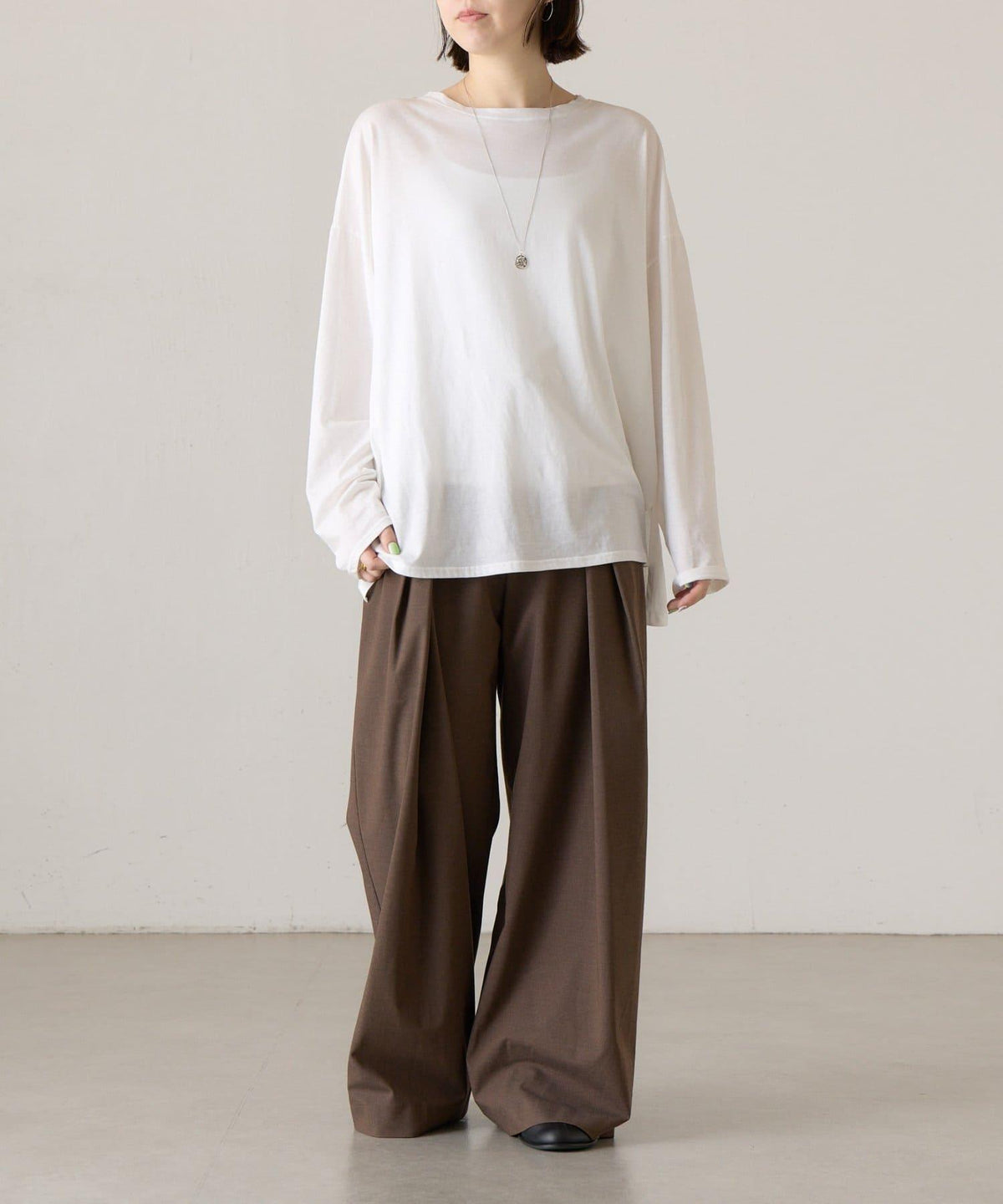 172704448