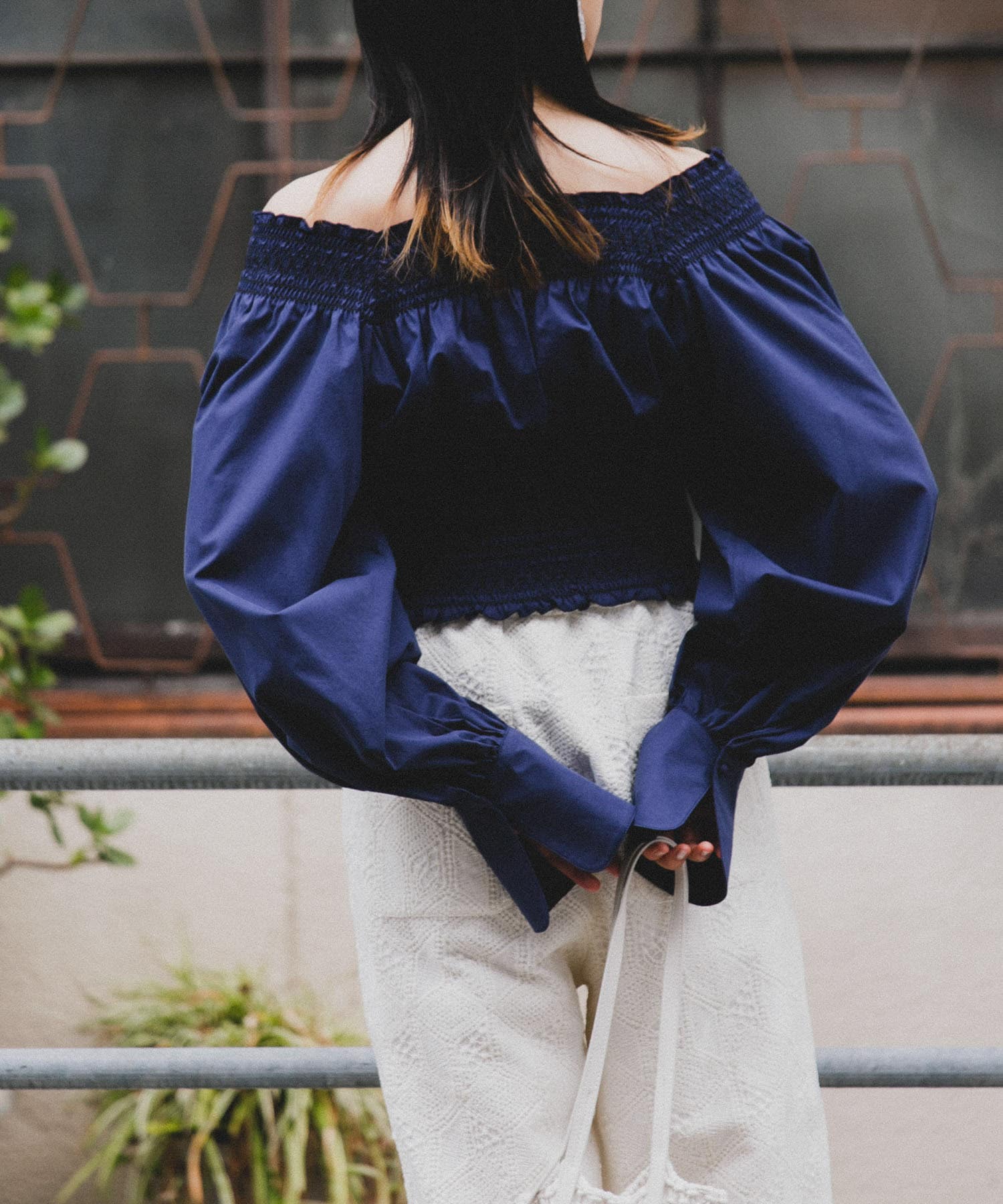 118125233