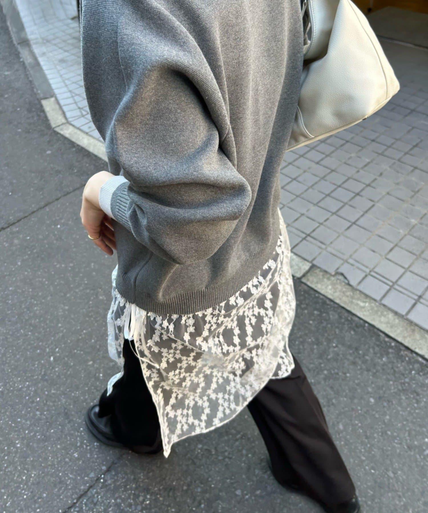 281581295