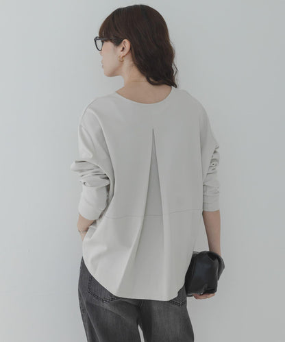 284701706