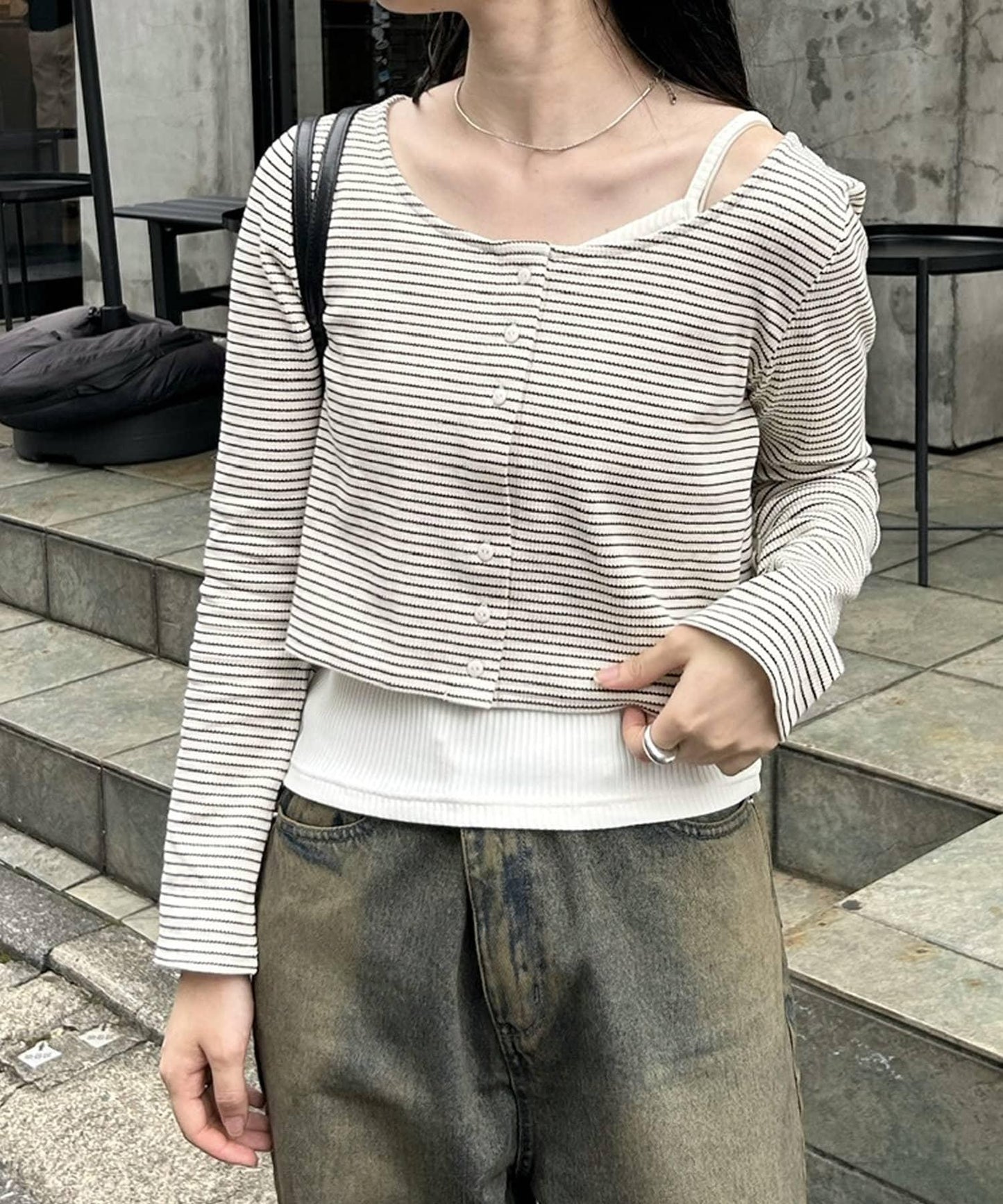 140947622