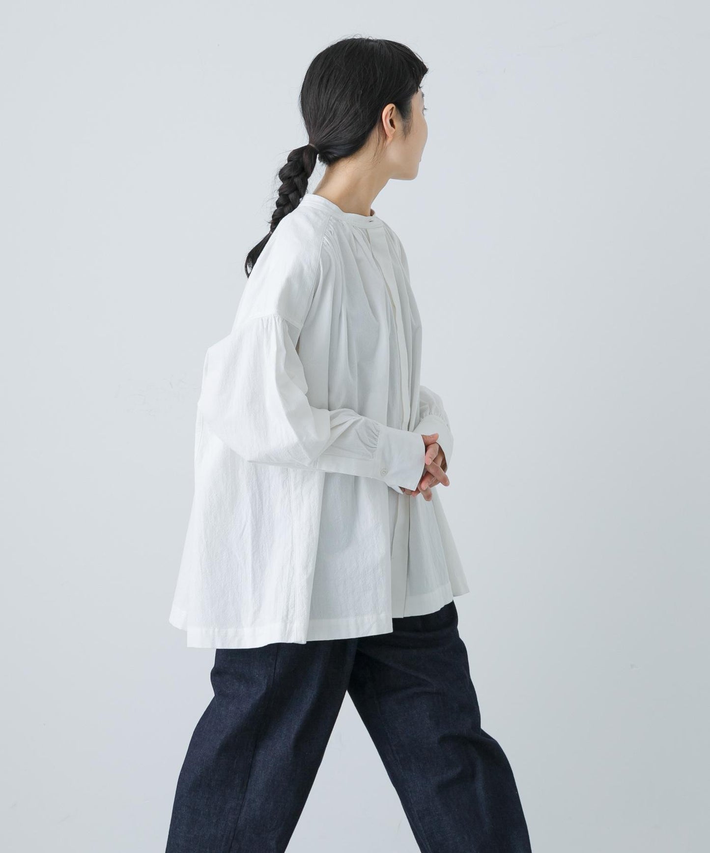137387032