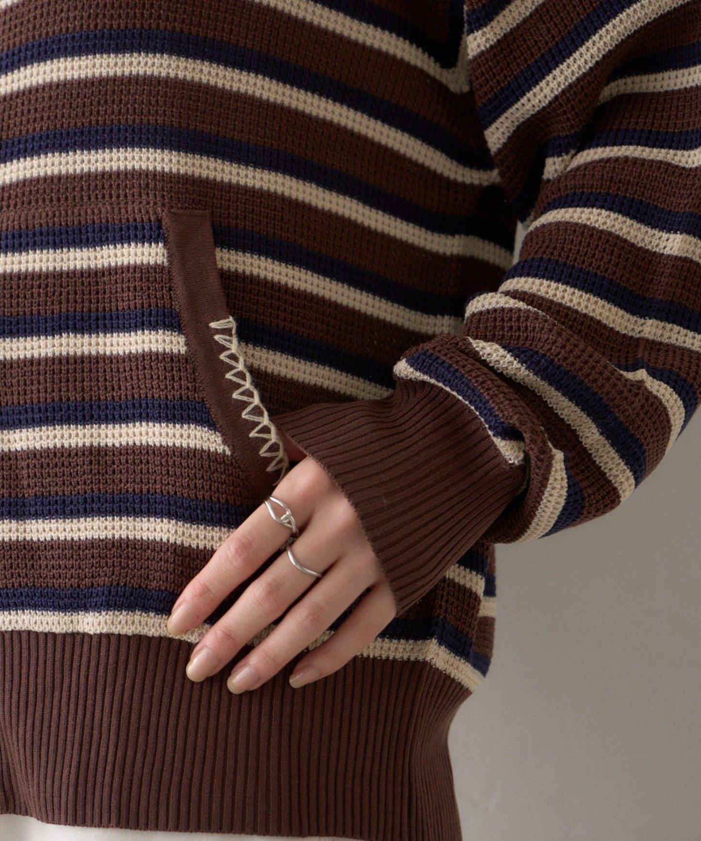 172069863
