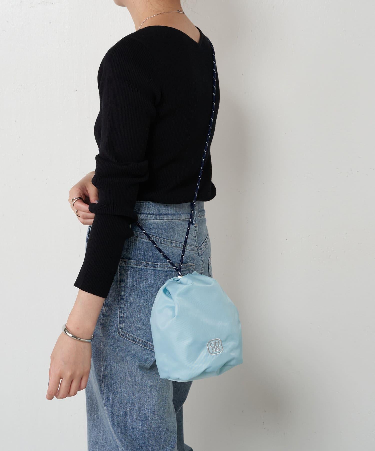 138527567